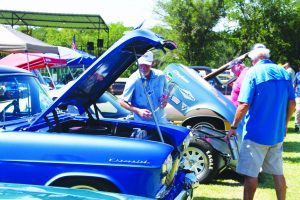 Siena Car Show delights people of all ages